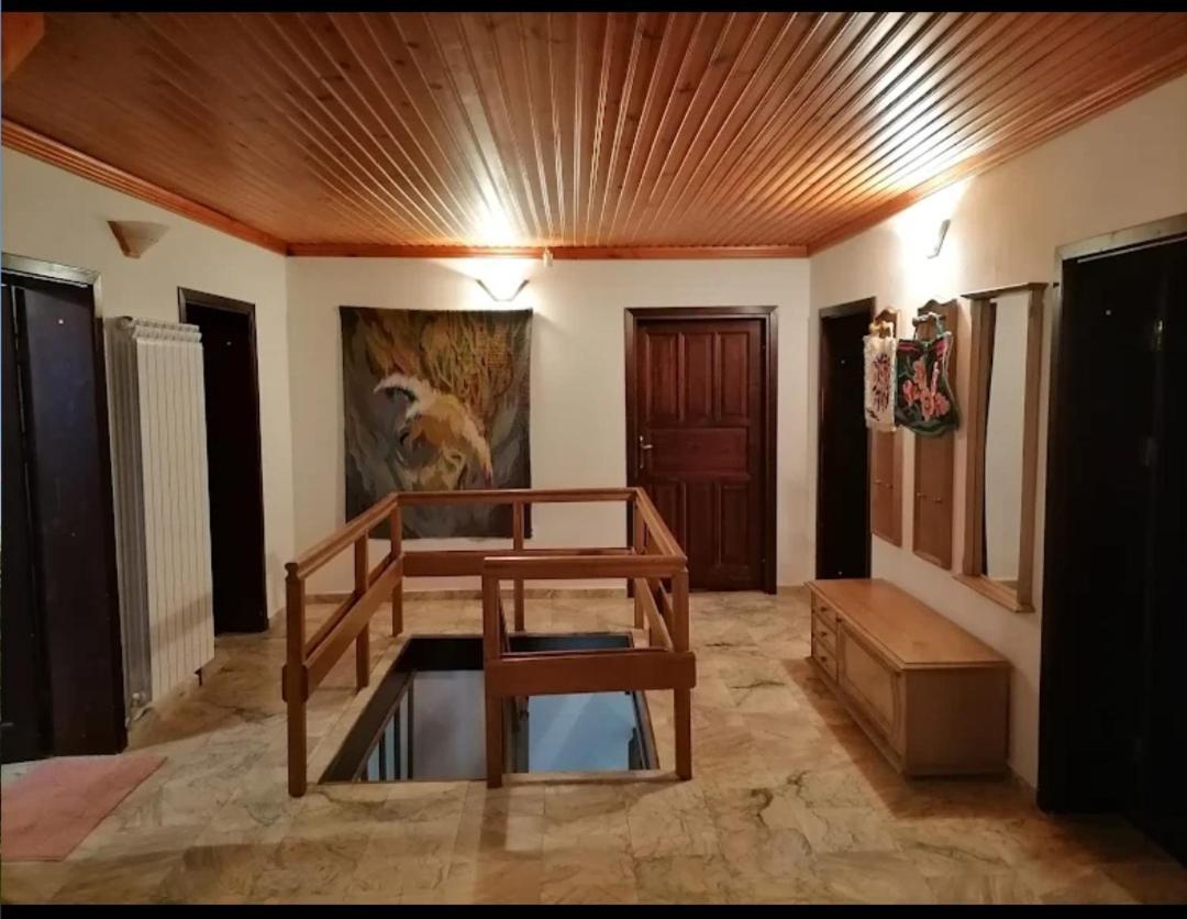 Бор И Шишарка Varzilkovtsi Dış mekan fotoğraf